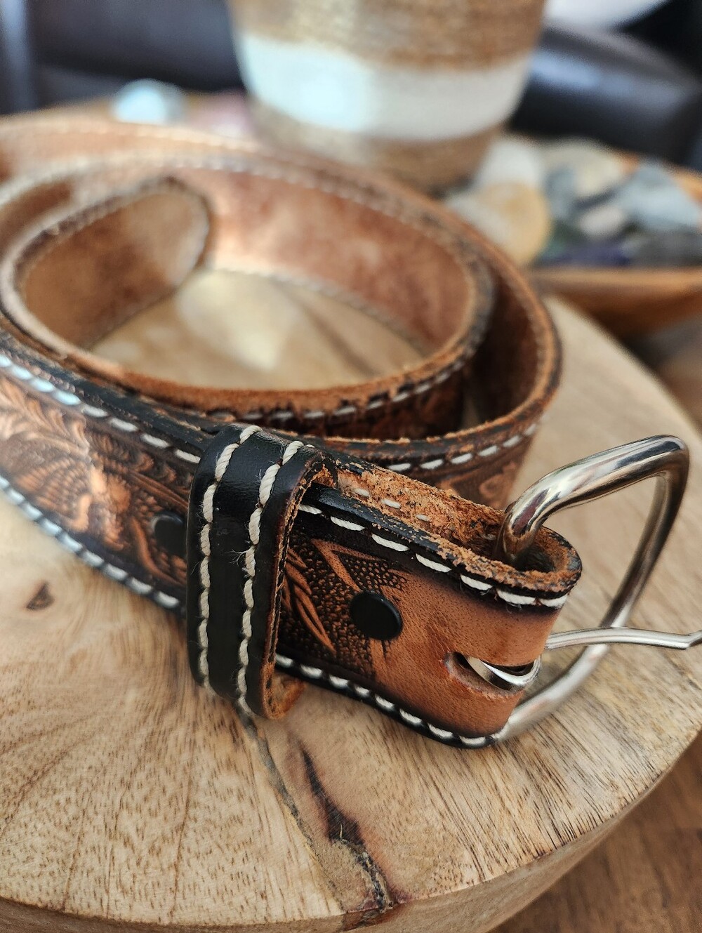 VINTAGE TOOLED LEATHER WESTERN BELT SIZE 38 EAGLE FLORAL MADE IN TEXAS